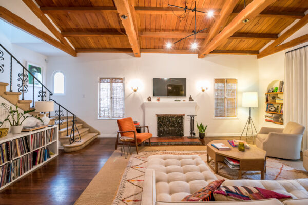 Mediterranean Style Home - Driftwood Studio Inc - Raleigh Pruett 19