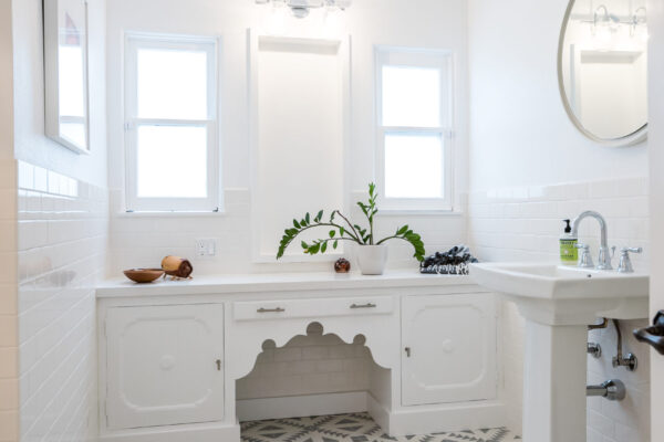 Mediterranean Style Home - Driftwood Studio Inc - Raleigh Pruett 24