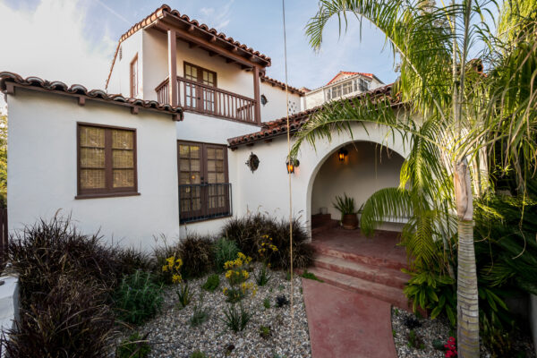 Mediterranean Style Home - Driftwood Studio Inc - Raleigh Pruett 40